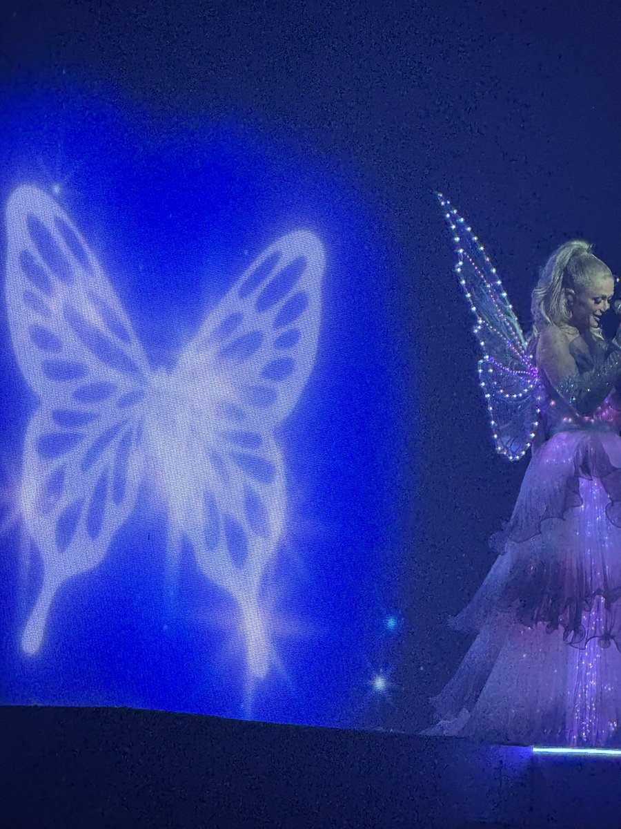 nikitaxramirez's tweet image. Icons Only 🪩 thanks for having us, @ParisHilton! 𝕏🖤 #InfiniteIcon