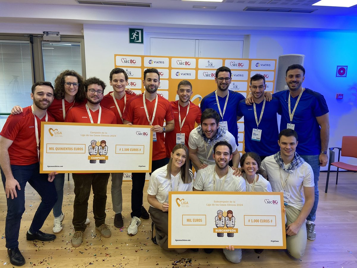 Soc Esp Cardiología (@secardiologia) on Twitter photo 👏 ¡Enhorabuena a De Winter Hospital (<a href="/CardiologiaHvn/">Cardiología HUVN Granada</a>) por llevarse la final de la #LigaCasos en #SEC24!🏆
Gracias a Peaky Binders (<a href="/CardioHULP/">Cardiología La Paz</a>) y Stentway to Heaven (<a href="/CardioSantPau/">CardioSantPau</a>) por dejarse la piel en la competición.
¡Hemos vivido una final de Liga impresionante! 👏 ¡Enhorabuena a De Winter Hospital (<a href="/CardiologiaHvn/">Cardiología HUVN Granada</a>) por llevarse la final de la #LigaCasos en #SEC24!🏆
Gracias a Peaky Binders (<a href="/CardioHULP/">Cardiología La Paz</a>) y Stentway to Heaven (<a href="/CardioSantPau/">CardioSantPau</a>) por dejarse la piel en la competición.
¡Hemos vivido una final de Liga impresionante!