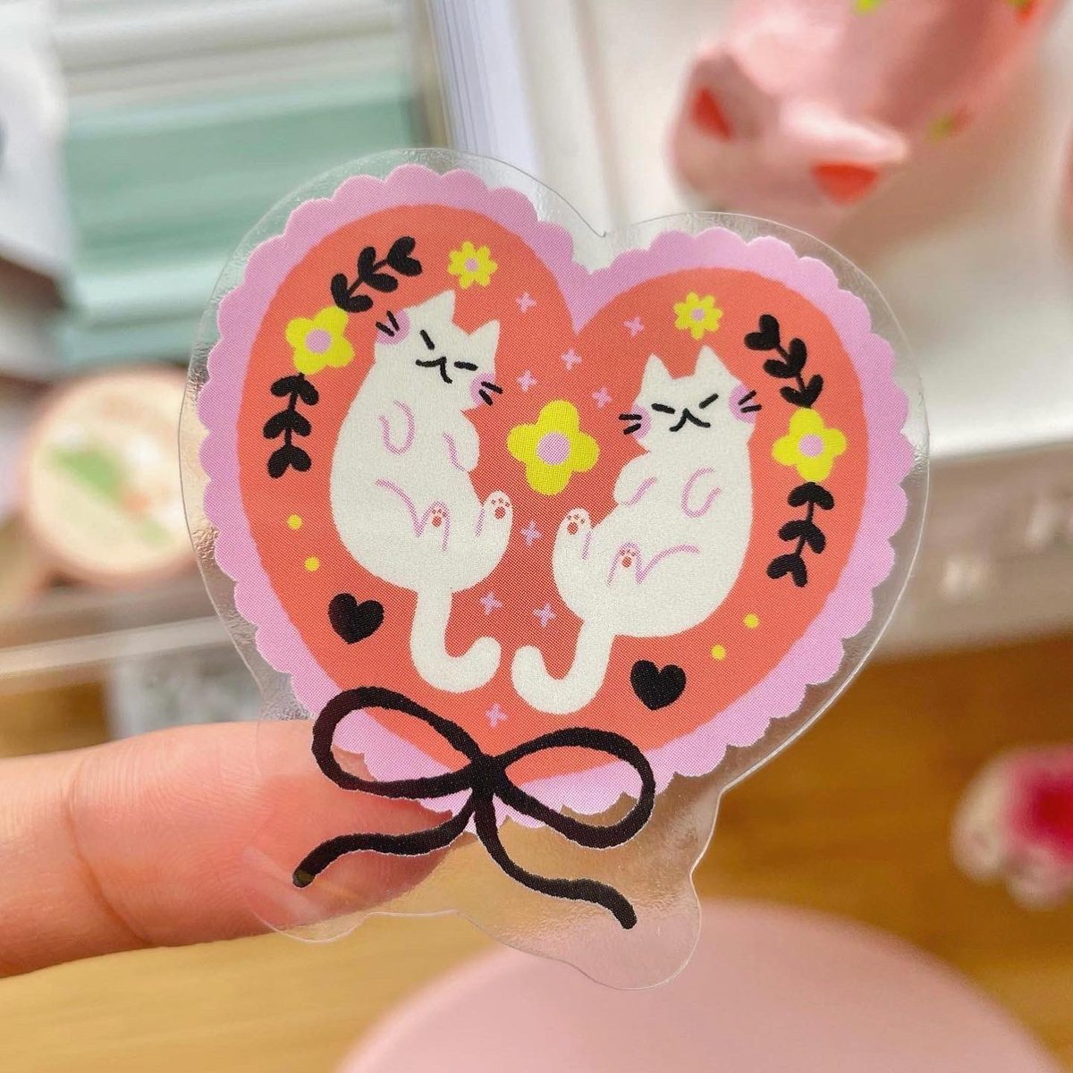 Hi friends! I’m moving into a bigger space soon so I thought I’d have a special clearance sale on the shop 💖💖💖 

Check out the goodies here:
madebymalin.com 🙏🏼✨