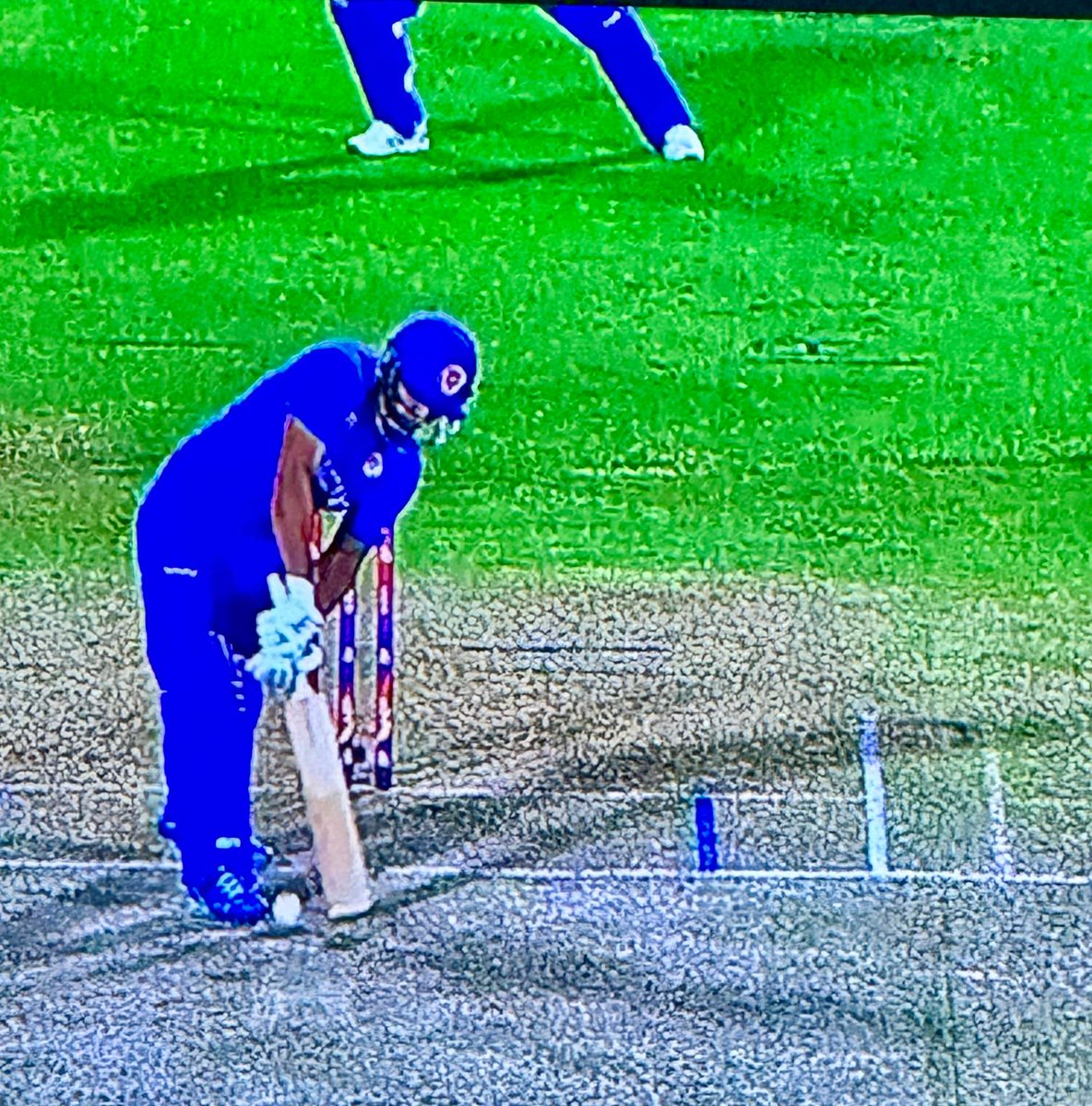 Niamat_Hashimi's tweet photo. @mufaddal_vohra @BCCI always trying to beat the opponent by cheating🖕 https://t.co/fhm0tF1Xl5
