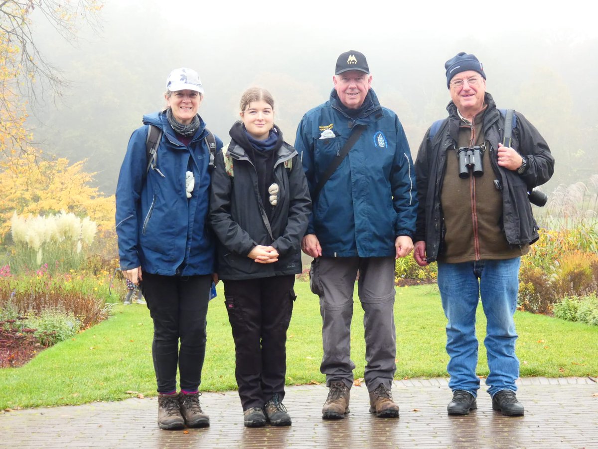 Harlow Carr with friends