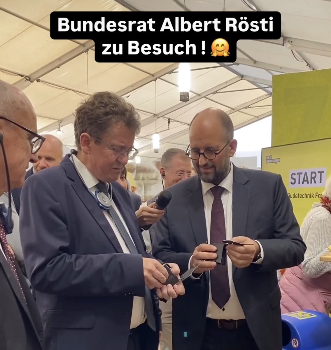 Danke #Albert #Rösti für den Besuch an den #Schweizermeisterschaften der #Gebäudetechnik in Schaffhausen und die grosse Wertschätzung für die Arbeit der Gebäudetechniker. 🤝
#suissetec #wirdiegebäudetechniker 
#energiewendemacher #jobsmitzukunft #toplehrstellen #berufslehre