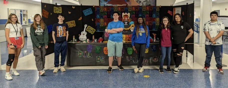 The small but mighty Spanish club with the guidance of their sponsor, Mrs. Gonzalez, have set up our school ofrenda for Día de los Muertos. Send your pictures or bring a small picture frame to place if you would like to. @SamuelClemensHS