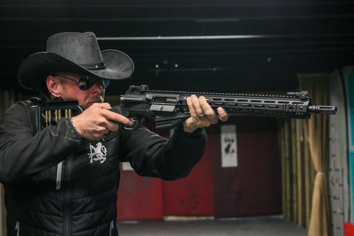 Land_Warrior's tweet photo. The LevAR 15’s are back at LW HQ!

The G&amp;G LevAR15 is a one-of-a-kind airsoft rifle that combines classic lever-action operation with a modern gas blowback system.

Perfect for airsoft players looking for a unique and exciting replica! https://t.co/GxUD8685lk