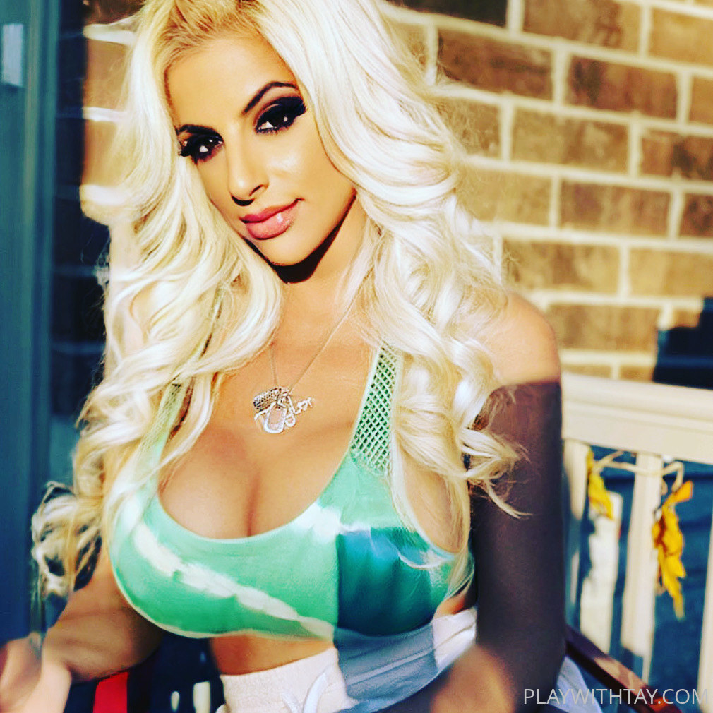 TAYSTEVENS's tweet photo. 💋😘 😉🔥 Let’s keep the good vibes going! #KissesForYou #FlirtyFeels #CatchThis
https://t.co/B1Rwxuwtrd https://t.co/MkTvtj5c9n