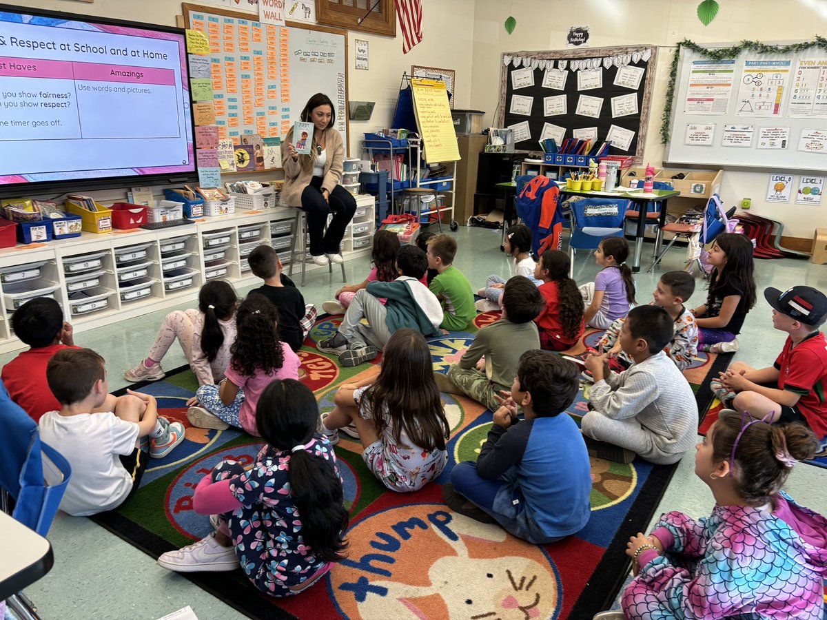 Always a treat to have a guest reader in honor of a student’s birthday. Even better when the birthday student chooses a book from a series that was introduced in class! #ewlearns <a href="/NorthSideEW/">North Side School</a>