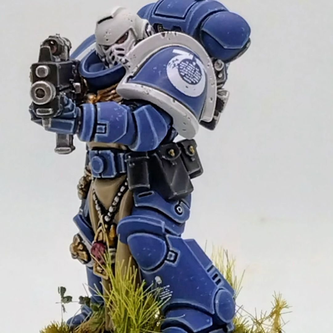 Finished sternguard vetern #primarisspacemarines #paintingwarhammer #paintingminis #primaris #paintingminiatures #paintingminiature #spacemarineveteran #spacemarine #warhammerofficial #warhammer #warhammercommunity #warhammerpainting #warhammerminis #warhammer40k #gamesworkshop