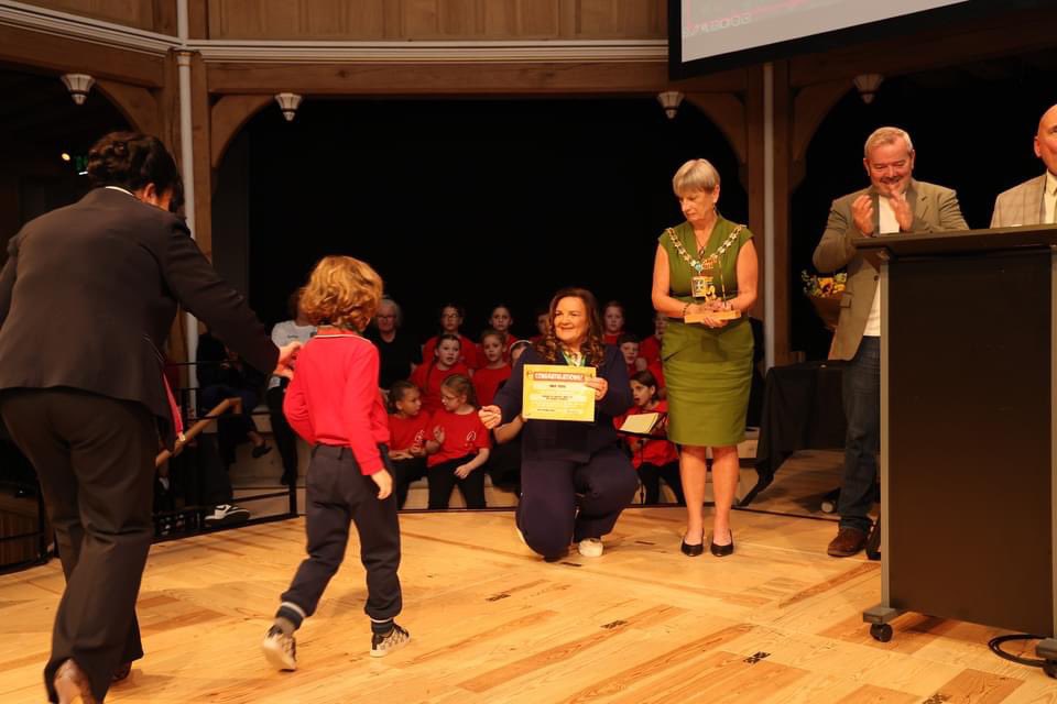 Just settling down for the weekend with my cherubs thinking of all the wonderful young creative, innovative and inspiring children who entered our Builder Book Planet Pack competition. 

I’ve been looking through Ray Farley’s fab photos… huge congratulations again to Charlotte,