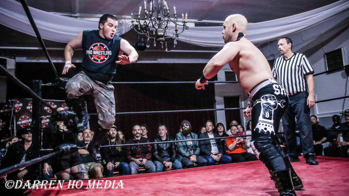 DarrenHoMedia's tweet photo. PHOTOS: @Ellieboy98 vs. Devon Shooter at @365pw in Victoria, BC at the White Eagle Polish Hall on September 21, 2024. (1/3)
#365prowrestling #365pw #ElliottTyler #DevonShooter #prowrestlingphotography #independentwrestling #prowrestling #professionalwrestling #wrestling https://t.co/PYXG6Vm2Z2