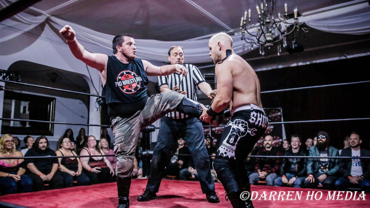 DarrenHoMedia's tweet photo. PHOTOS: @Ellieboy98 vs. Devon Shooter at @365pw in Victoria, BC at the White Eagle Polish Hall on September 21, 2024. (2/3)
#365prowrestling #365pw #ElliottTyler #DevonShooter #prowrestlingphotography #independentwrestling #prowrestling #professionalwrestling #wrestling https://t.co/NKJz3Ohym1