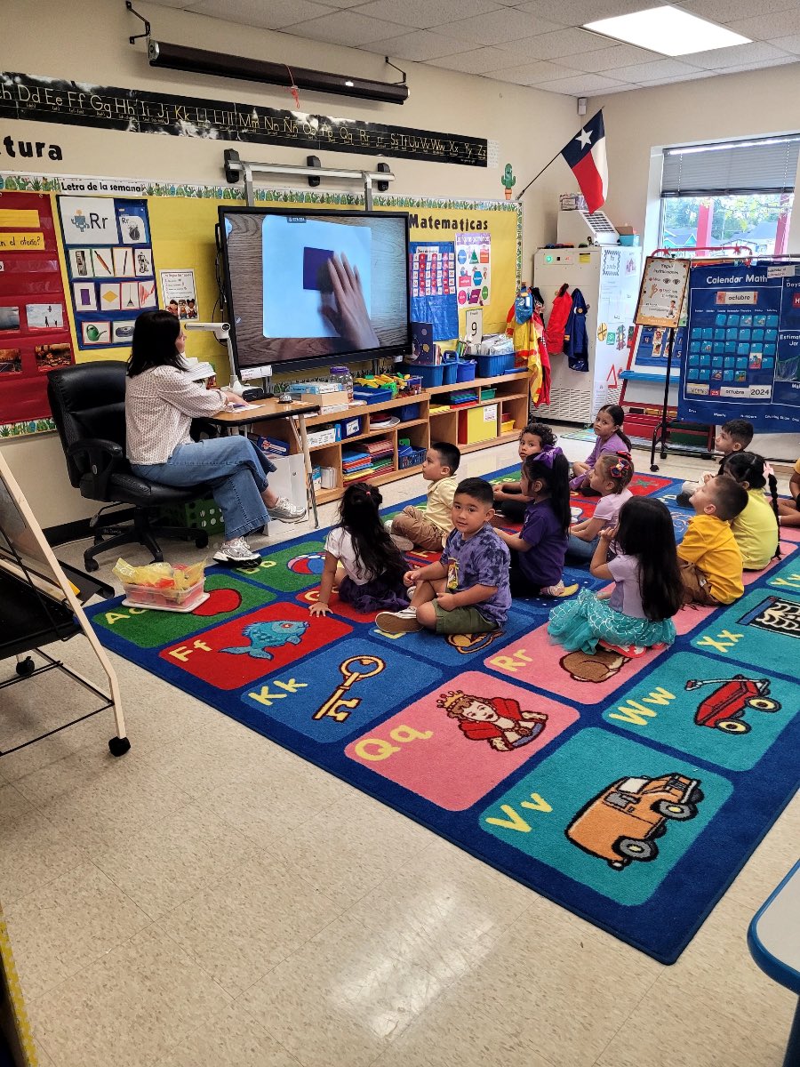 Gallegos Elem. (@gallegoselem) on Twitter photo Team Gallegos working hard on HQI! Proud of our hard working teachers & students! Happy Friday & see you all tonight for our Trunk or Treat! 🔥🚒@HISDCentral <a href="/Dr_JDavila/">Dr. Josefa Dávila</a> <a href="/BrettGallini/">Brett Gallini, Ed.D.</a> Team Gallegos working hard on HQI! Proud of our hard working teachers & students! Happy Friday & see you all tonight for our Trunk or Treat! 🔥🚒@HISDCentral <a href="/Dr_JDavila/">Dr. Josefa Dávila</a> <a href="/BrettGallini/">Brett Gallini, Ed.D.</a>