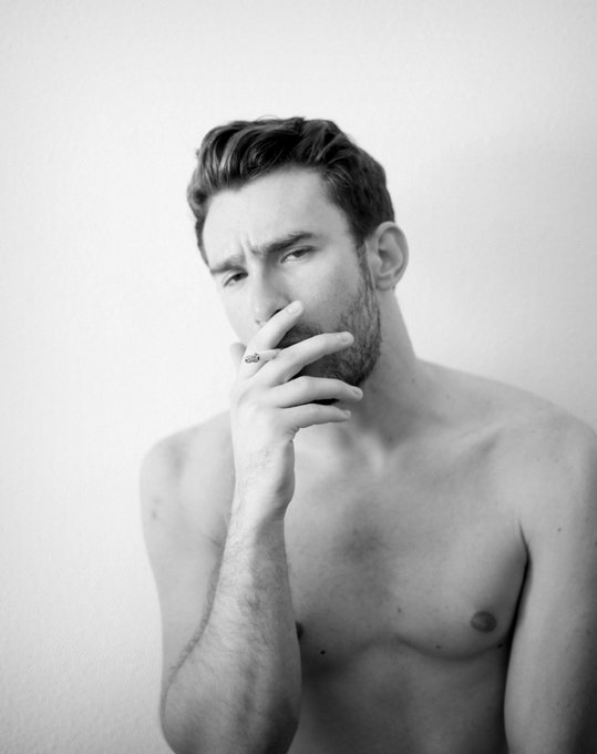 It is a loss of collective consciousness, an intellectual suicide, when only peace calms me, only a sincere<a href="/tag/xxl"class="tags"><span>#xxl</span></a>