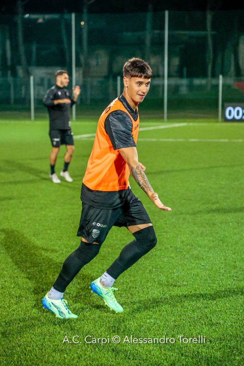 ac_carpi's tweet photo. Warm up ๐ฅ
#CdiCarpi #ilCarpiperscelta #Csiamo https://t.co/rAB5xsUikT
