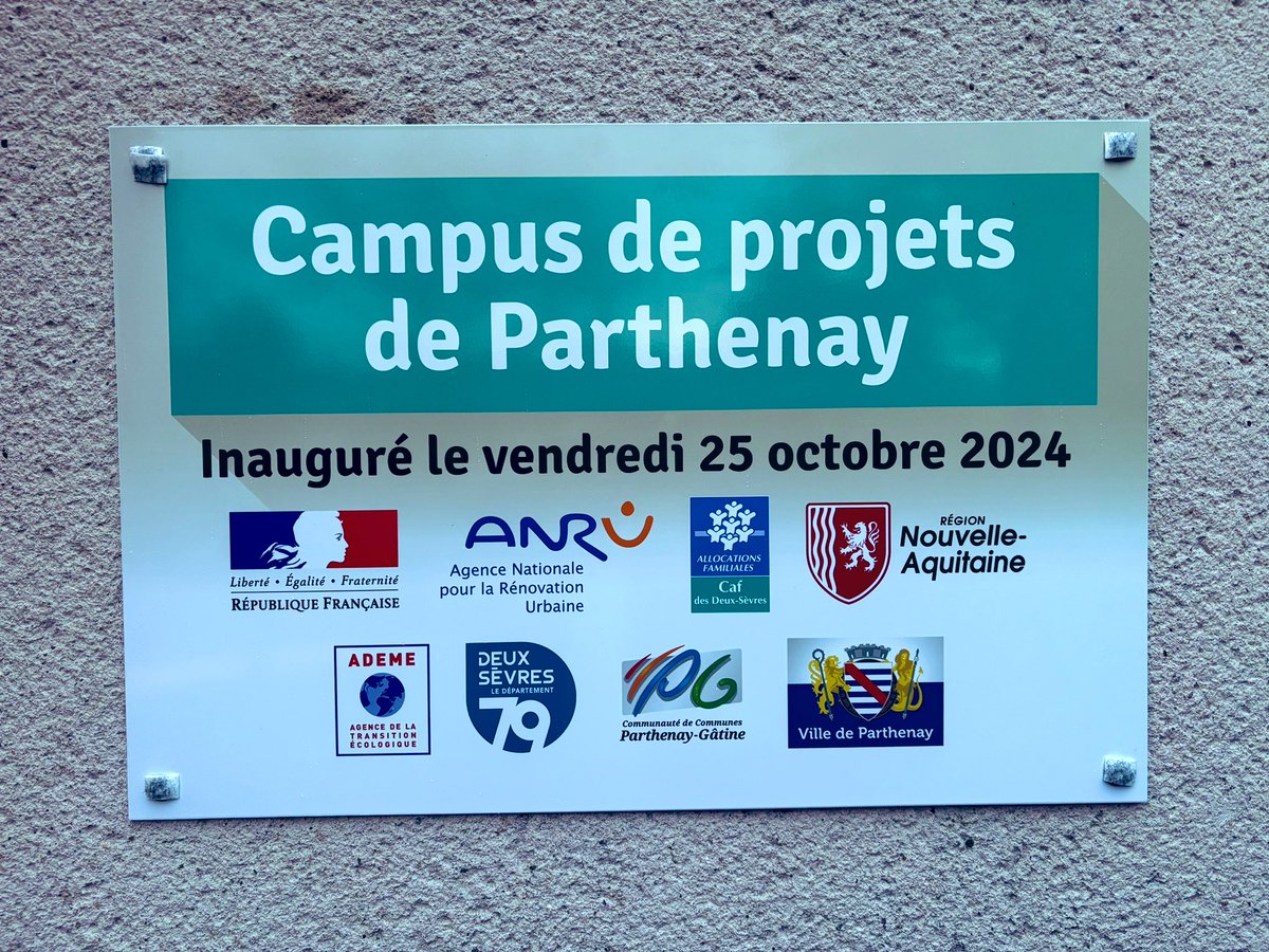 Emmanuel Charre tweet media