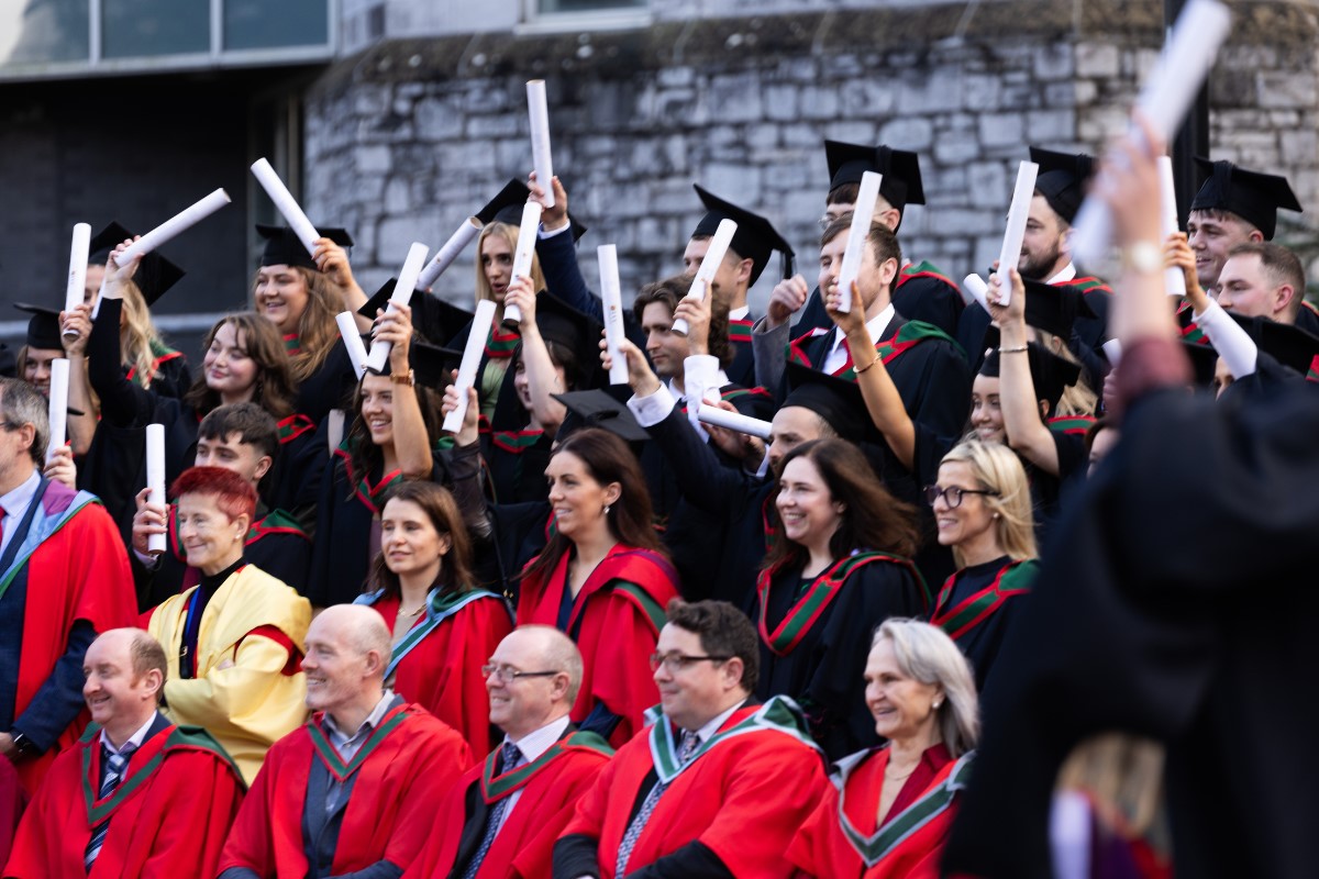 UCCMedHealth's tweet photo. 💫🎓Congratulations to all our amazing graduates today. 667 graduates celebrate with family, friends and UCC Faculty for our Autumn Conferrings. Well done and best of luck as they embark on their exciting new journeys 👏🎉
#UCCConferrings #ClassOf2024 #CoMH https://t.co/nXtjex3WtI