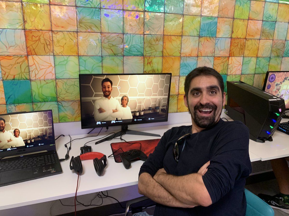 Kuraishisama's tweet image. Tremendo elenco de flipados de horror games. Parte de #TheTransference crew.

Y Samuel siendo Samuel 🤣