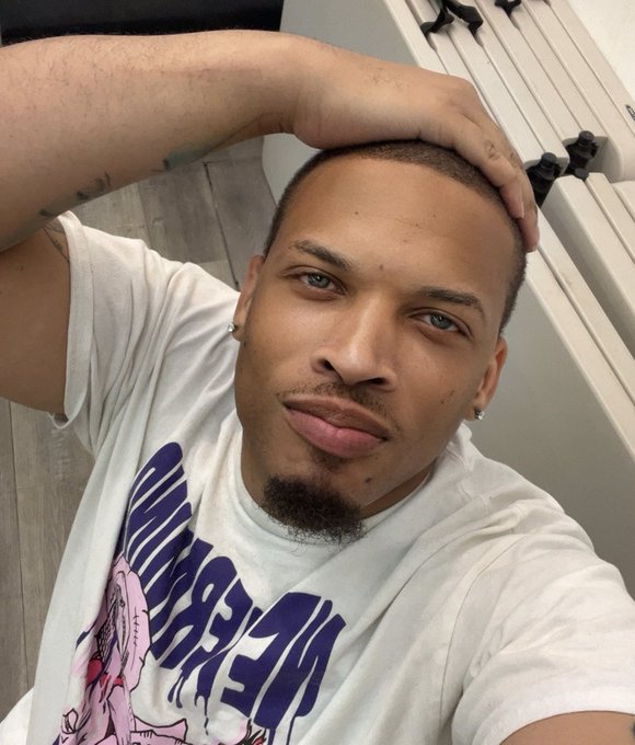 Watch Merman King Triton 🧜🏼‍♂️'s leaked NSFW photo on TwXstars