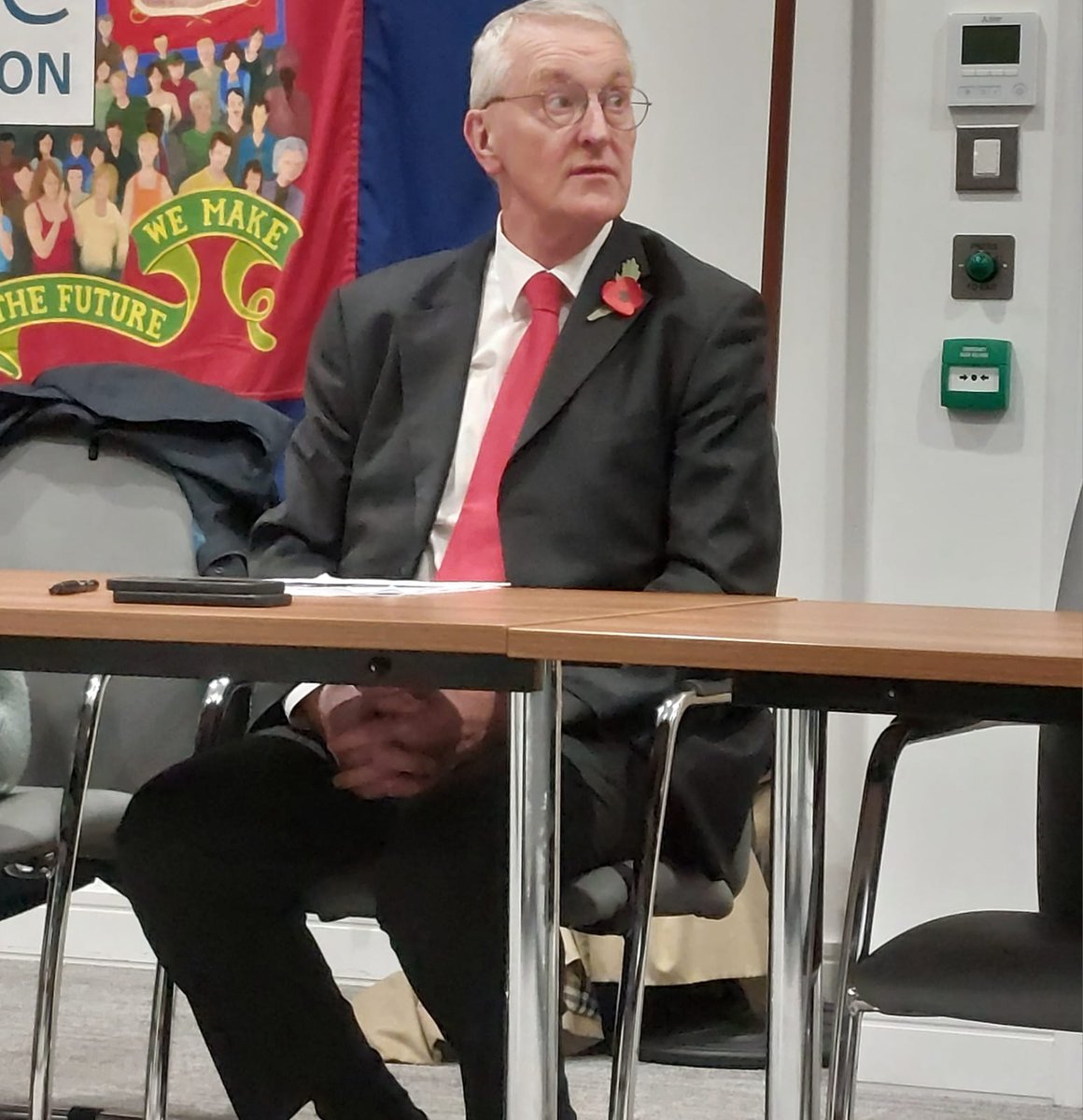 <a href="/hilarybennmp/">Hilary Benn</a>
 first 100 days AGM 
<a href="/UKLabour/">The Labour Party</a> #UKLabour
<a href="/unitetheunion/">Unite the union: join a union</a>
#unitetheunion #Leeds