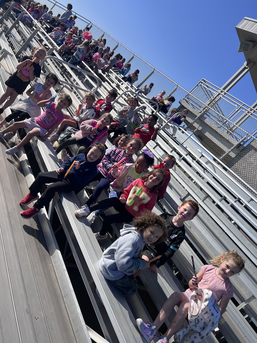Erica Barrows (@erica_barrows) on Twitter photo These <a href="/bp_mustangs/">BellPrairie Mustang</a> earned pledges and then ran laps to support our fall fundraiser! What a FUN RUN day! โ๏ธ ๐โโ๏ธ These <a href="/bp_mustangs/">BellPrairie Mustang</a> earned pledges and then ran laps to support our fall fundraiser! What a FUN RUN day! โ๏ธ ๐โโ๏ธ