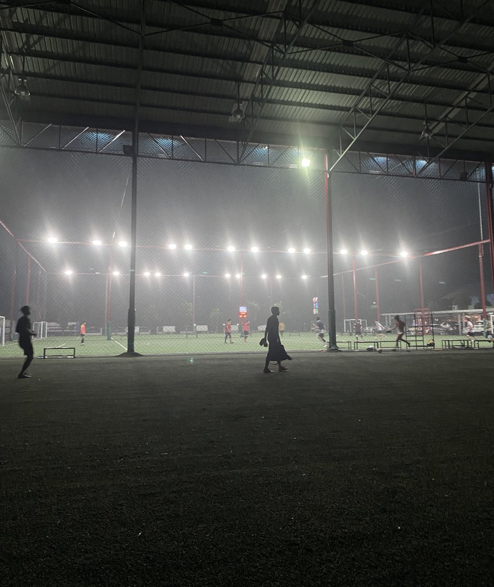 01 (@limrllxur_) on Twitter photo 