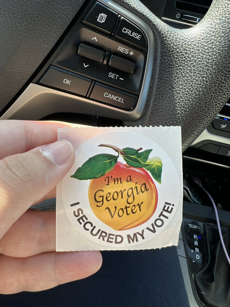 Hannah Banana tweet media