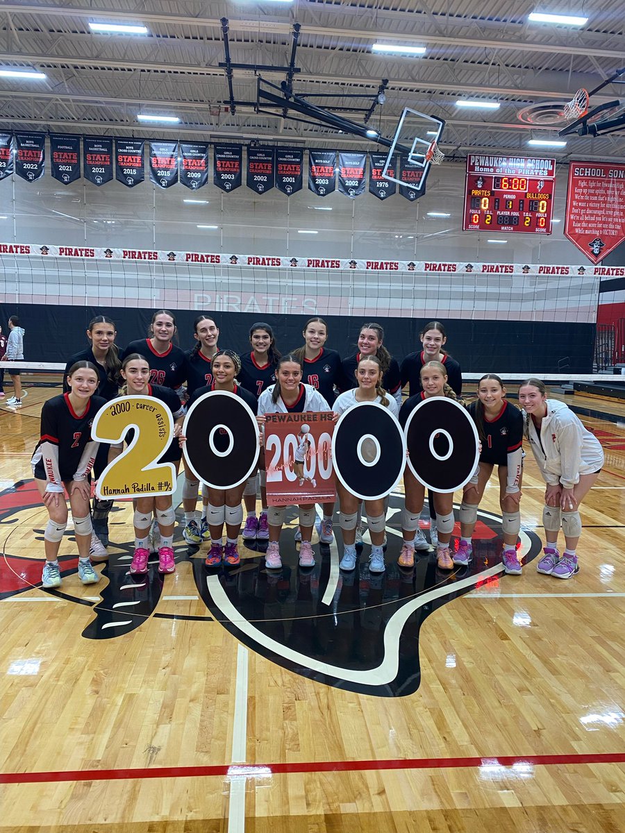 Pewaukee HS Girls Volleyball tweet media