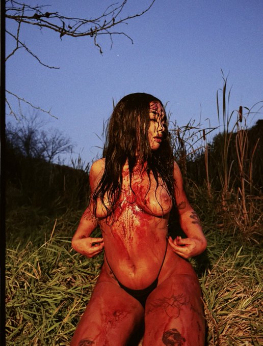 Watch bacon tits's leaked NSFW photo on TwXstars