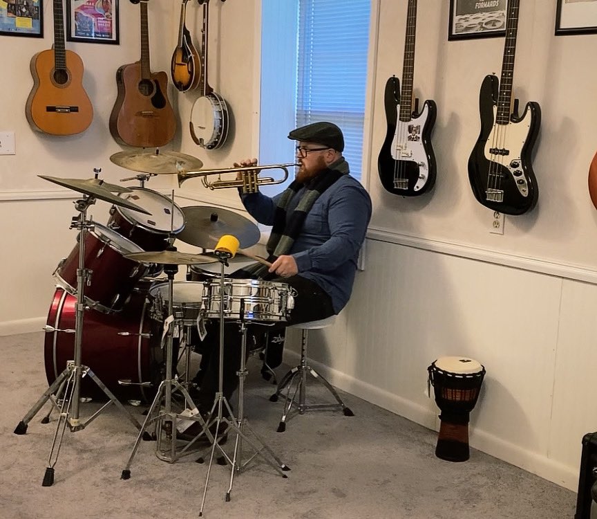 This is what guitar practice looks like