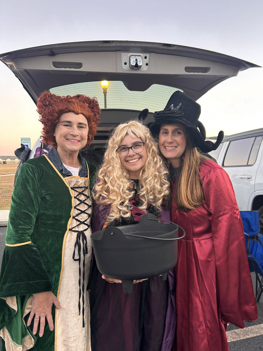 OldStateOtters tweet media