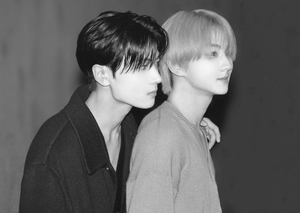 "ropa" 

— a #jaywon mini au wherein galawang mag shota pero tropa daw.