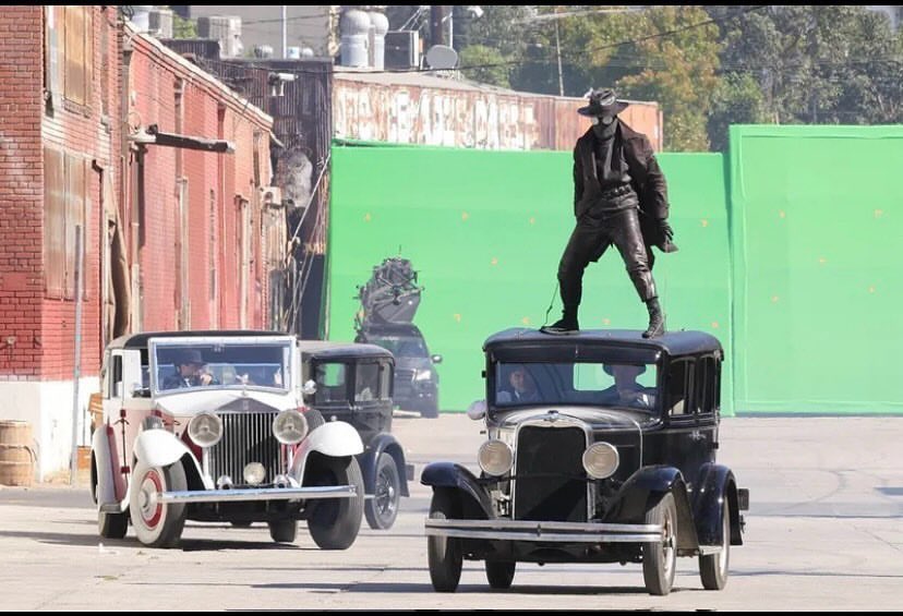 WHAT SPIDER-MAN NOIR LETS GOOOOOO