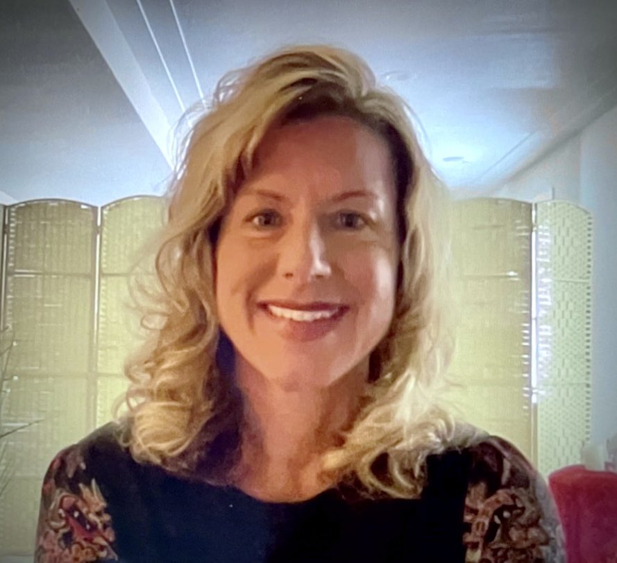 mncares2022's tweet photo. The Minnesota Cares/ WeCare Workshop is coming up soon on NOVEMBER 14th!!! ⚕️🩺🏥

Speaker Spotlight🔦
Kari Ealy, RN &amp; Certified Yoga Instructor

"Renew, Release, &amp; Restore"🧘‍♂️

Register today for the Nov 14th event!https://t.co/dgLeHMWYGk

 #wecare #mncares https://t.co/W3akXRtZm4