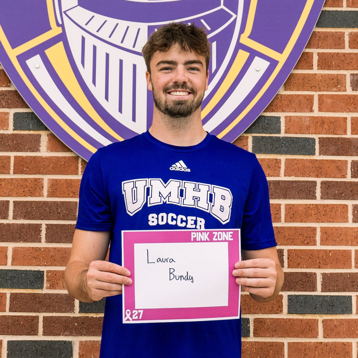 crusoccer's tweet photo. 💓🎗️⚽
#whoweplayfor #pinkzone #gocru https://t.co/04O1sj4ZUM