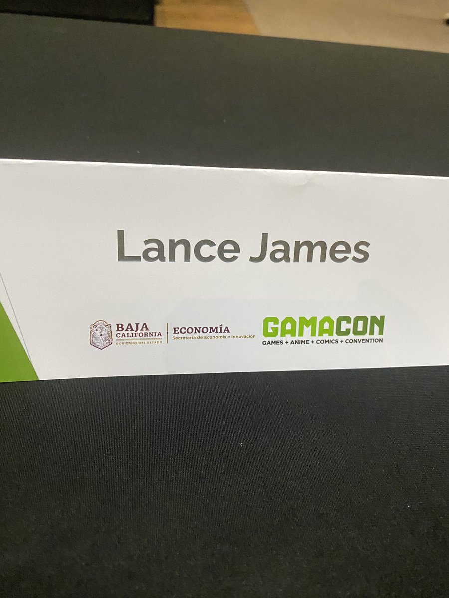 Myll_Erik's tweet photo. Happy Friday from Mexicali! #gamacon https://t.co/2ANyJexq00