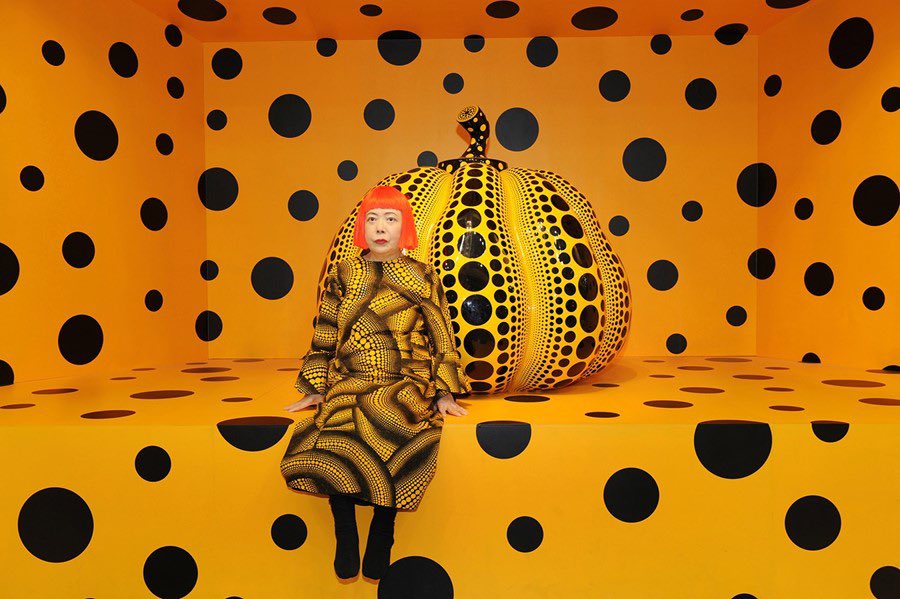 MrsJRak's tweet photo. We learned about Yayoi Kusama and created our own pumpkin dot art 🎃 We also visited the pumpkin patch at the front of our school 🧡 https://t.co/nVOxqokhpo