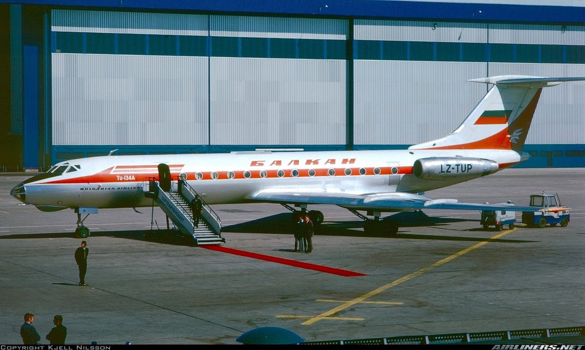 n194at's tweet photo. Balkan Bulgarian Airlines
Tupolev Tu-134A LZ-TUP
ARN/ESSA Stockholm Arlanda Airport
June 13, 1974
Photo credit Kjell Nilsson
#AvGeek #Airline #Aviation #AvGeeks #Tupolev #Tu134 #Bulkan #ARN #Stockholm https://t.co/6gSMKB58Jz