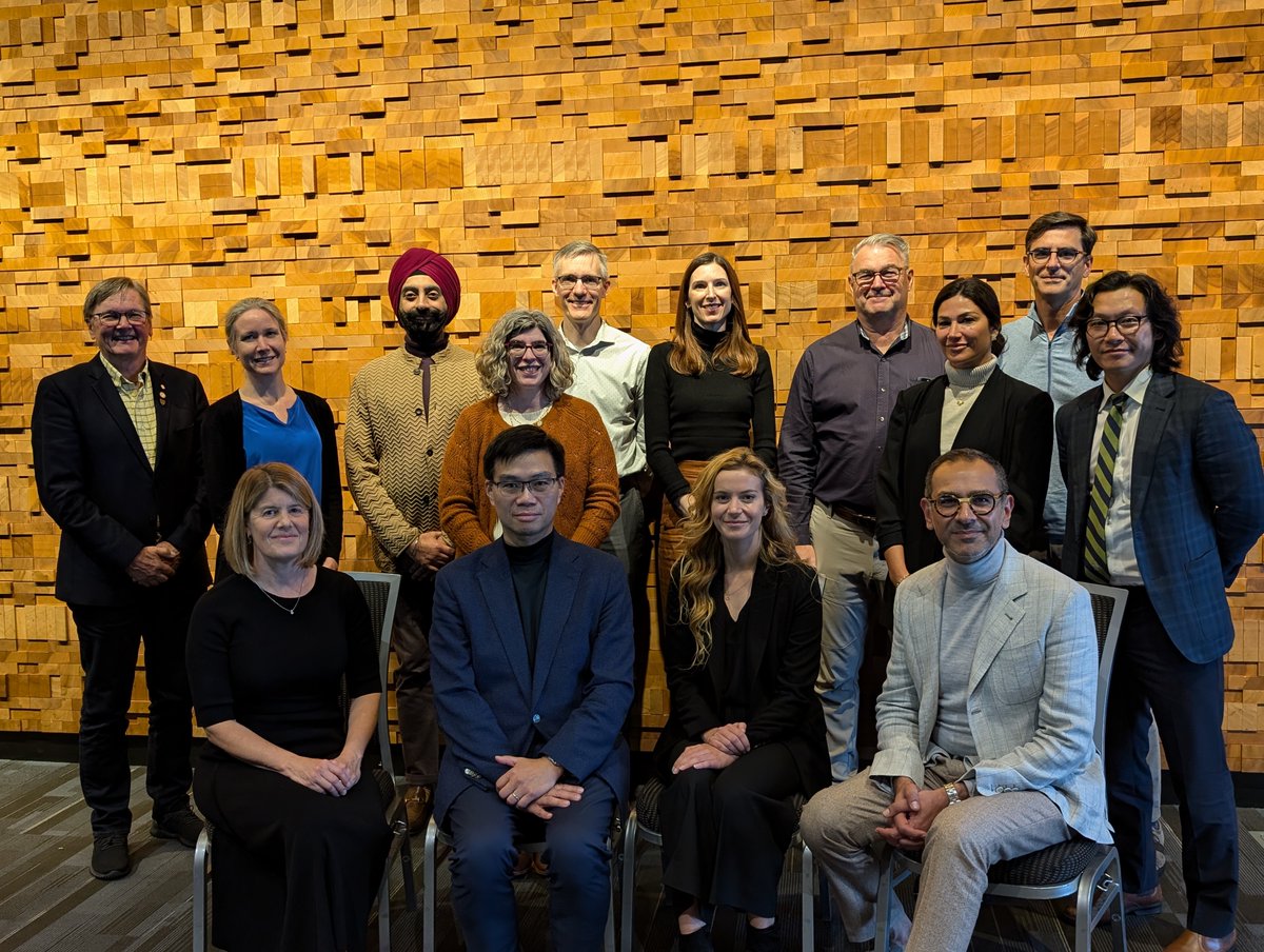 SCC_CCS's tweet image. Please welcome the CCS Board of Directors for 2024-2026! New Directors were sworn in today during the CCS Annual Business Meeting at #CCCongress. The CCS Board will be led by Dr. Sean Virani as incoming President. @DktrV