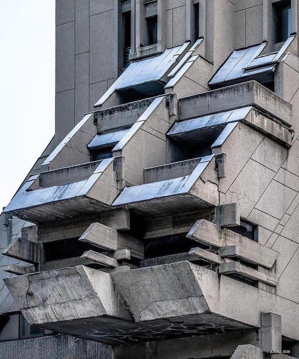 SocModernism's tweet image. Hotel Zlatibor,
Užice, Serbia
Built in 1981
Architect Svetlana Kana Radević
(c) BACU 2020
Photo Dumitru RUSU