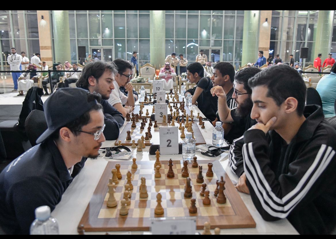 حققت #جامعة_الملك_خالد المركز الرابع في بطولة الشطرنج للجامعات السعودية - طلاب - والمقامة في جامعة الباحة بتنظيم من الاتحاد السعودي للرياضة الجامعية، وذلك بمشاركة 32 جامعة وكلية... 

#عمادة_شؤون_الطلاب