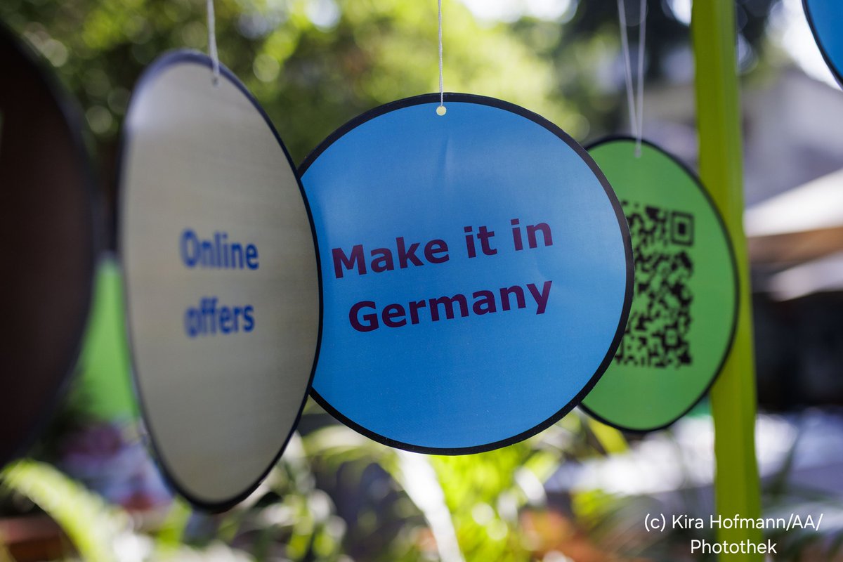 Frank Hartmann (@geronasia) on Twitter photo Migration cooperation with #India is a true success story! Ministers <a href="/ABaerbock/">Außenministerin Annalena Baerbock</a> and <a href="/hubertus_heil/">Hubertus Heil</a> met young Indian talents, outlining how Germany is facilitating their plans to study, work or get trained in 🇩🇪 with the help of our Skilled Labor Strategy India.
#GrowingTogether Migration cooperation with #India is a true success story! Ministers <a href="/ABaerbock/">Außenministerin Annalena Baerbock</a> and <a href="/hubertus_heil/">Hubertus Heil</a> met young Indian talents, outlining how Germany is facilitating their plans to study, work or get trained in 🇩🇪 with the help of our Skilled Labor Strategy India.
#GrowingTogether