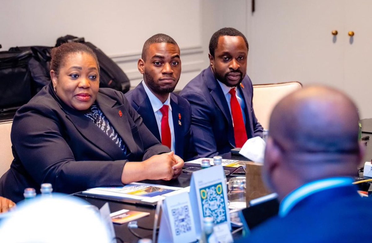 𝙐𝘽𝘼 𝘼𝙢𝙚𝙧𝙞𝙘𝙖 𝙖𝙩 𝙩𝙝𝙚 #𝙒𝘽𝙂𝙈𝙚𝙚𝙩𝙞𝙣𝙜𝙨

Our Group CEO, Oliver Alawuba  @officeofthegmd_uba and ED/CEO UBA International and CEO, UBA America, Sola Yomi-Ajayi, @officeoftheed_ubainternational held productive discussions with Afrexim Bank President, Benedict