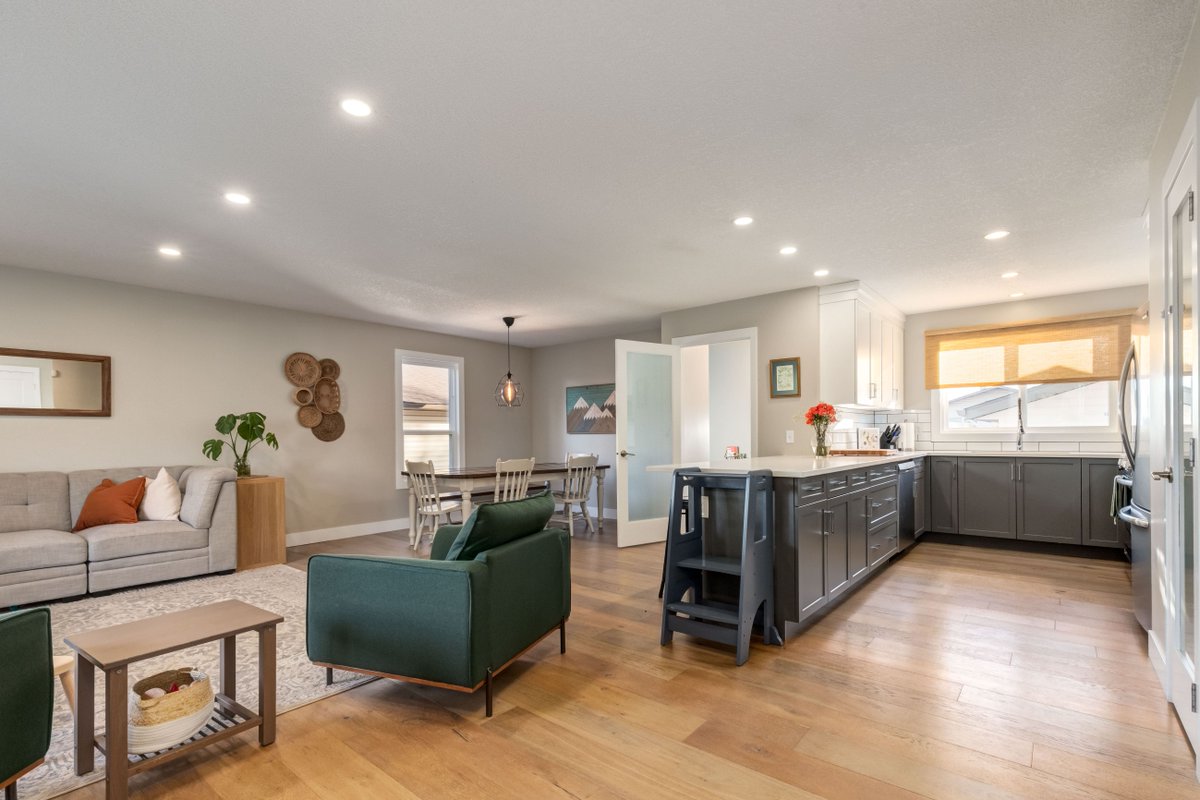 REAL BROKER CANADA | REPYYC tweet media