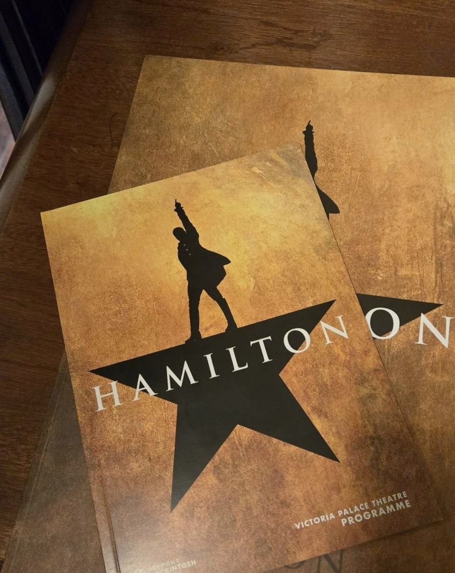 mrcarl_woodward's tweet photo. young scrappy & hungry cast shine bright and brilliant in @HamiltonWestEnd - it invites critical thinking and reflection 🎭 🫰 #intervaltweet https://t.co/XQxhNKgXS8