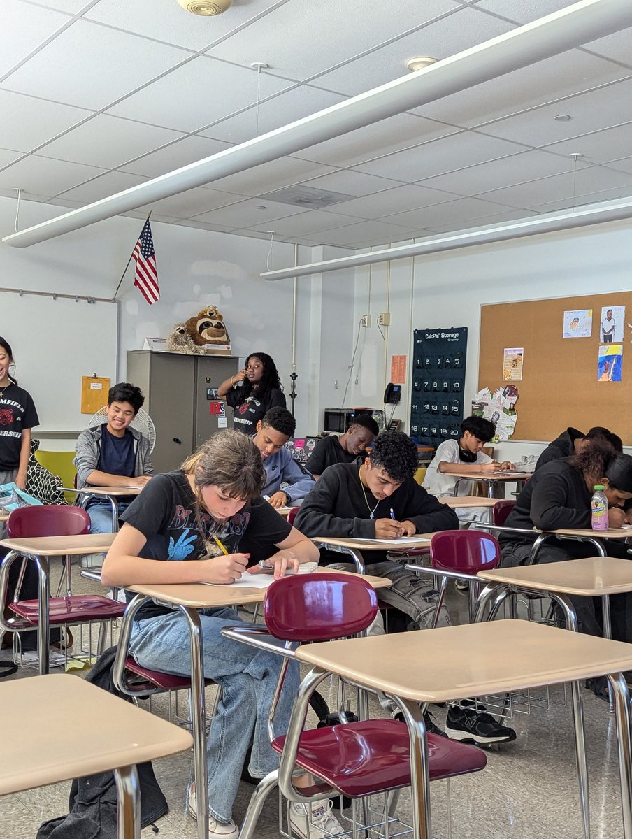 Today, Peer Leaders came in to work with freshmen students. They focused on activities that help understand time management. <a href="/07003Leaders/">BHS Peer Leaders</a>  @07003BHS