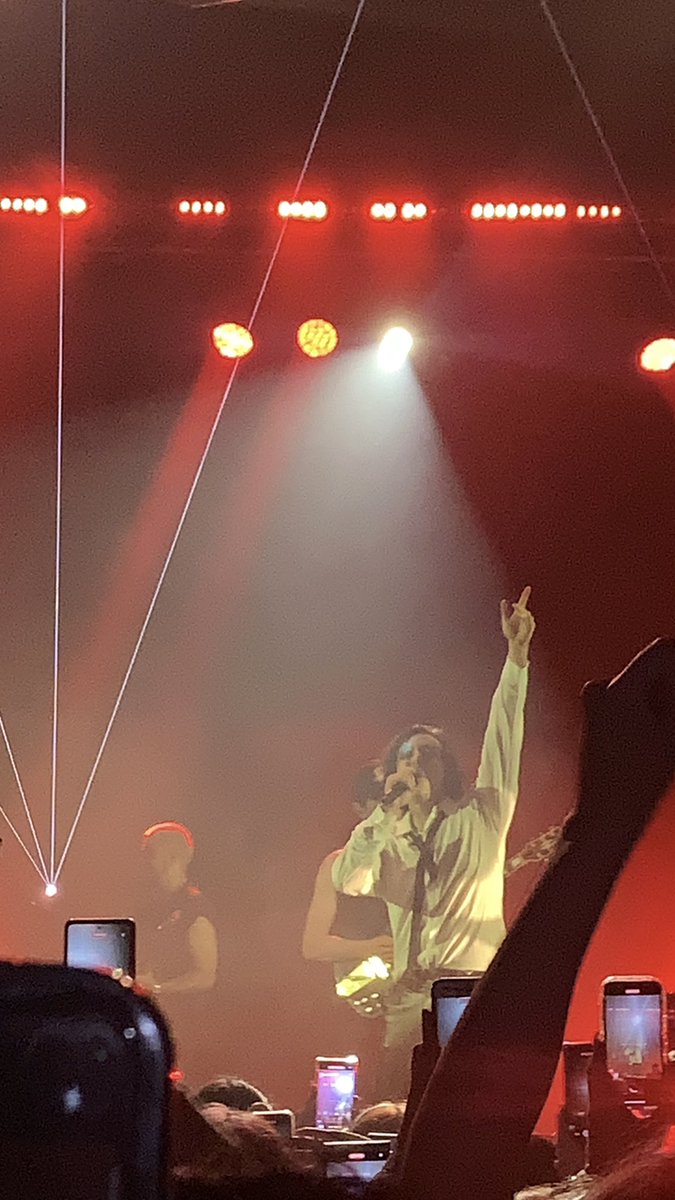 ssofievil's tweet photo. #ChileLovesDPR 

THE BEST NIGHT 🇨🇱💝🫂 https://t.co/M7z5lhW4I7