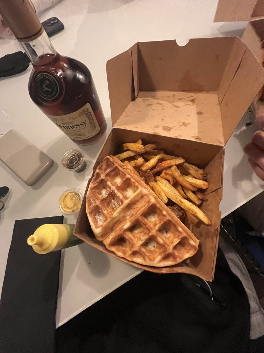 68yee's tweet photo. #weeatgood https://t.co/jPuU5zzG00