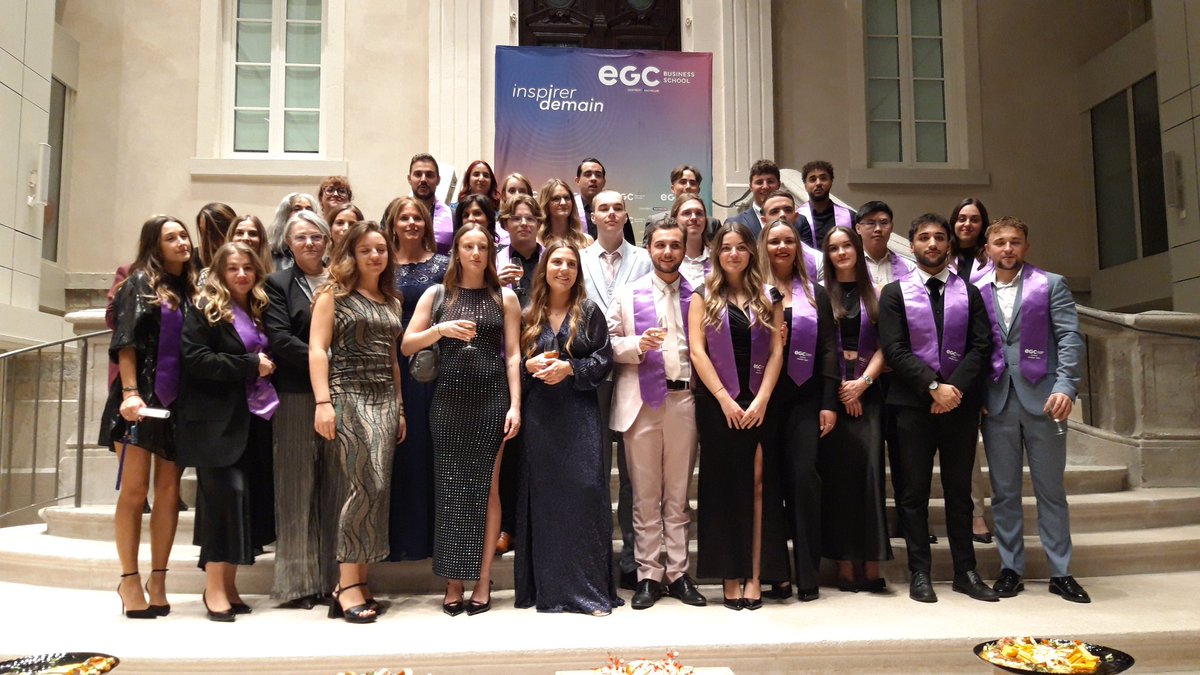 Sylviane Chêne (@sylvianechene) on Twitter photo @Egcbourg remise des diplômes aux 34 lauréats ce soir à l'amphitorium <a href="/GrandBourgAgglo/">Grand Bourg Agglomération</a>
BRAVO 🤗 a eux !
<a href="/Bourg_en_Bresse/">#BourgenBresse</a> @Egcbourg remise des diplômes aux 34 lauréats ce soir à l'amphitorium <a href="/GrandBourgAgglo/">Grand Bourg Agglomération</a>
BRAVO 🤗 a eux !
<a href="/Bourg_en_Bresse/">#BourgenBresse</a>