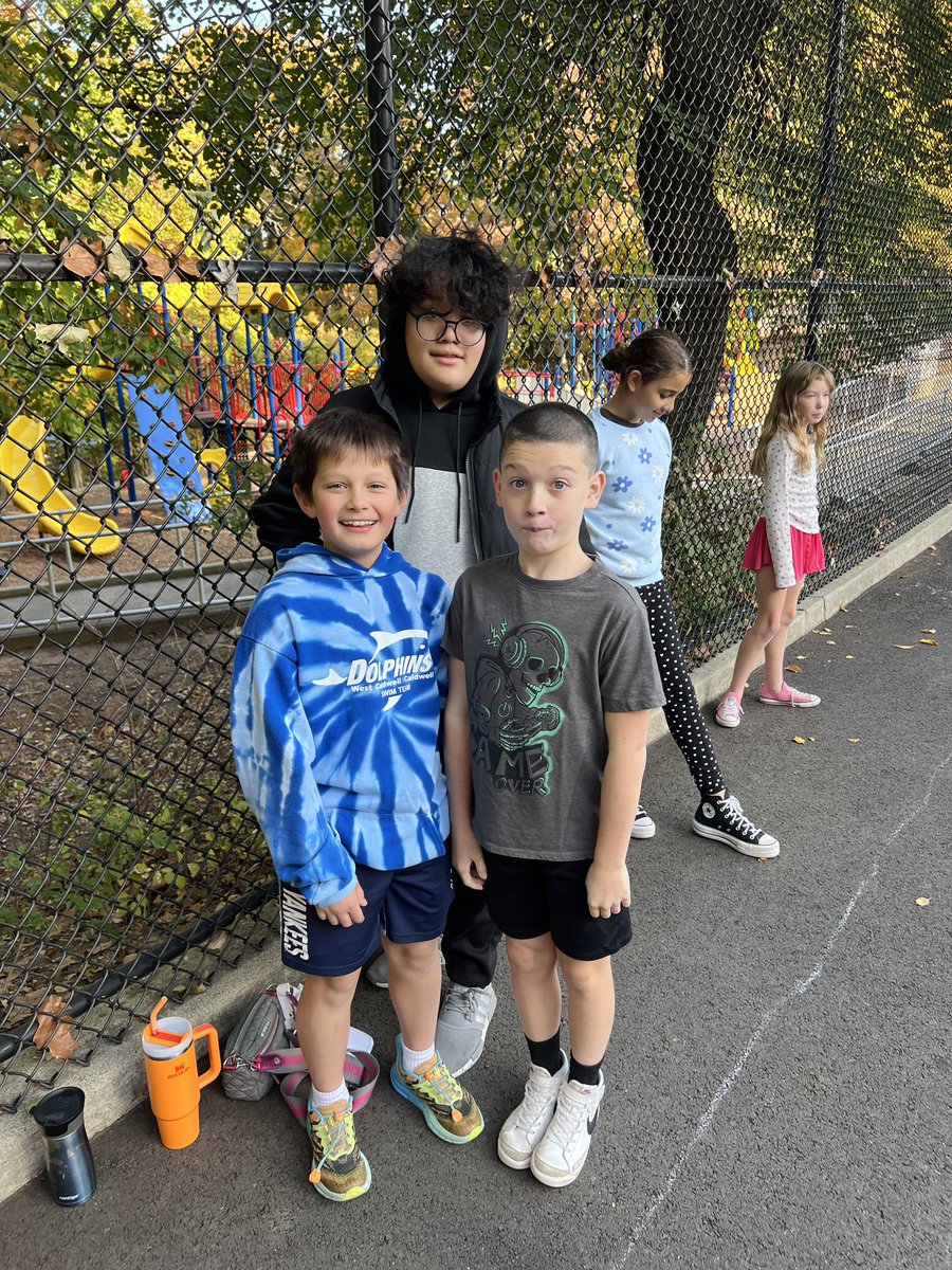FifthGradeCWC's tweet image. Fifth Graders had a blast at Kid’s Heart Challenge. Thanks for planning such a great event Mrs Zeman!