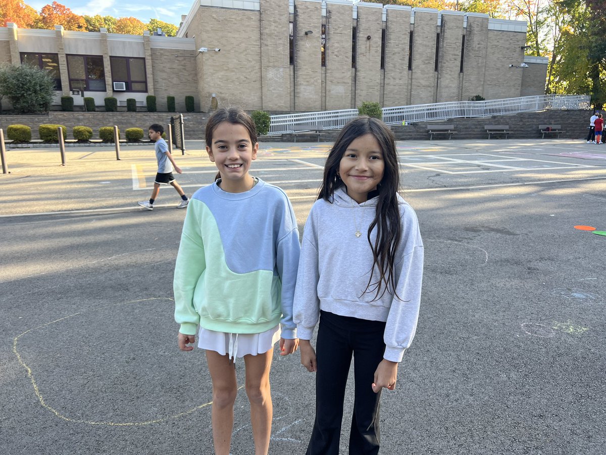 FifthGradeCWC's tweet image. Fifth Graders had a blast at Kid’s Heart Challenge. Thanks for planning such a great event Mrs Zeman!