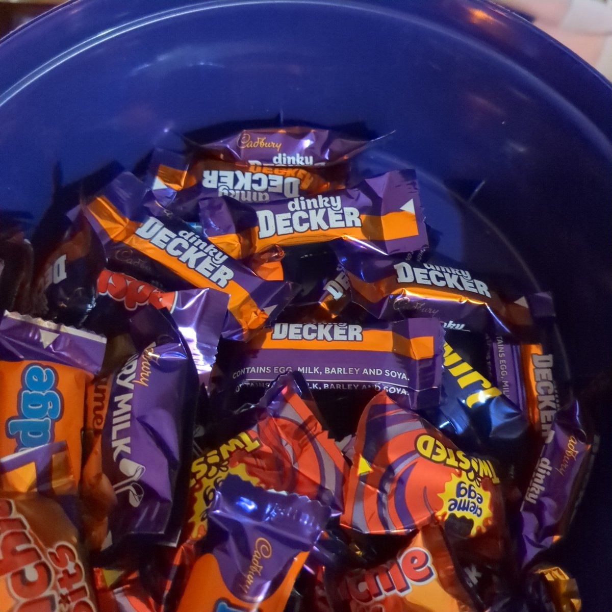 Myler68's tweet photo. @Fuggled Always end up with a pile of dinky Deckers and Fudge... https://t.co/de6E2GtjXx